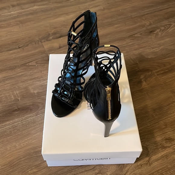 Calvin Klein NEW NEVER WORN Black Caged heels size 8.5 - Picture 2 of 7